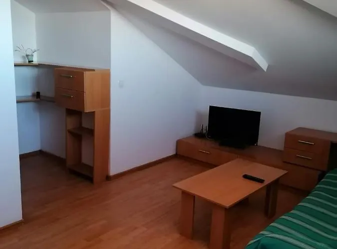 Apartmanhotel Edera - Gazda Profesionista 3*